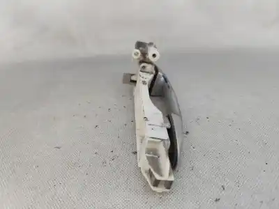 Second-hand car spare part exterior left front door handle for kia cerato (ld) 1.5 crdi oem iam references   