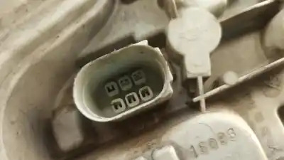 Second-hand car spare part front right headlight for audi a3 (8p1) 2.0 tdi 16v oem iam references 8p0945096  