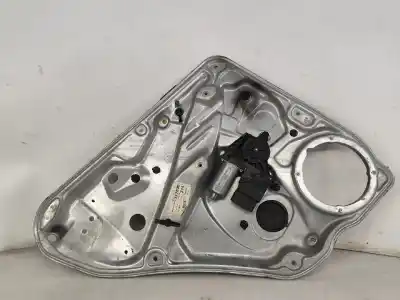 Pezzo di ricambio per auto di seconda mano  per VOLKSWAGEN PASSAT VARIANT (3B5)  Riferimenti OEM IAM 3B9839751CD  