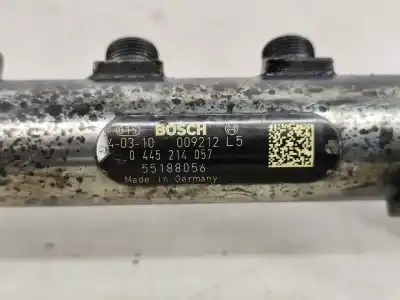 Pezzo di ricambio per auto di seconda mano rampa iniettori per opel vectra c gts (z02) 1.9 cdti (f68) riferimenti oem iam 0445214057  