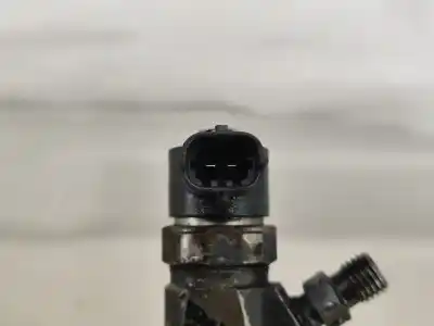 Pezzo di ricambio per auto di seconda mano iniettore per opel vectra c gts (z02) 1.9 cdti (f68) riferimenti oem iam 0445110213  