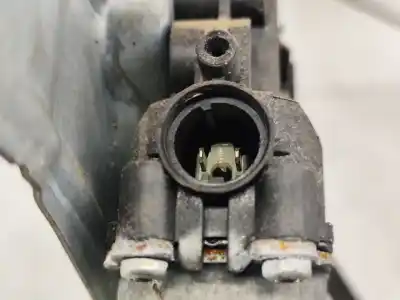 Second-hand car spare part passenger side right window regulator for renault clio iii (br0/1, cr0/1) 1.2 16v (br02 br0j br11 cr02 cr0j cr11) oem iam references 400861f  