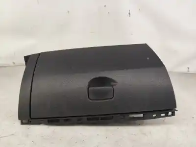 Автозапчастина б/у бардачок для RENAULT CLIO III (BR0/1, CR0/1) 1.2 16V (BR02 BR0J BR11 CR02 CR0J CR11) Посилання на OEM IAM 8200407712  