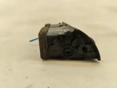 Second-hand car spare part air ventilation grille for bmw 5 (e39) 530 d oem iam references 8391179  