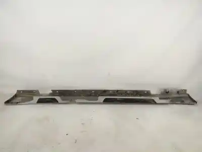 Second-hand car spare part right side skirt (cut) for bmw 1 (e87) 118 d oem iam references 7147402  