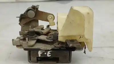 Peça sobressalente para automóvel em segunda mão fechadura da porta dianteira esquerda por opel kadett e combi (t85) 1.4 s (c15. c35. d15. d35) referências oem iam 90120862