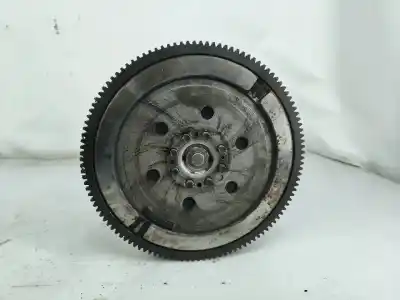 Second-hand car spare part clutch kit for audi a4 b6 (8e2) 2.5 tdi oem iam references 124029011  