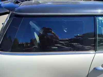 Pezzo di ricambio per auto di seconda mano Vetro Porta Posteriore Destra per MINI MINI (R56) Cooper Riferimenti OEM IAM    Pezzo di ricambio per auto di seconda mano Vetro Porta Posteriore Destra per MINI MINI (R56) Cooper Riferimenti OEM IAM