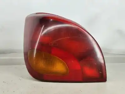 Pezzo di ricambio per auto di seconda mano Lampada Posteriore Sinistra per FORD FIESTA IV (JA_, JB_) 113 E/320 Gasolina 3P Riferimenti OEM IAM 393887  