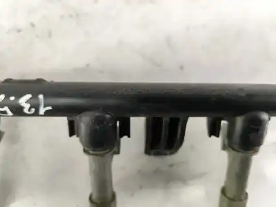Peça sobressalente para automóvel em segunda mão régua / rampa de injetores por peugeot 107 1.0 cat (384f) referências oem iam   