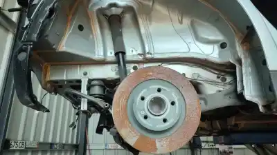 Автозапчастина б/у правий задній амортизатор для mercedes-benz eqa (h243) eqa 250+ (243.702) elétrico 2024 5p посилання на oem iam a2433207700