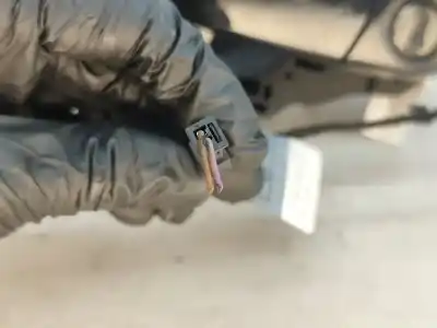 Peça sobressalente para automóvel em segunda mão puxador exterior dianteiro esquerdo por bmw 1 (e81) gasóleo 2010 3p referências oem iam 14972610  