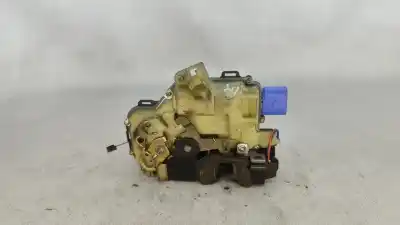 Автозапчастина б/у замок передніх дверей лівий для skoda fabia i break (6y5) 1.4 gasolina 2002 5p посилання на oem iam c3b1837015am   Автозапчастина б/у замок передніх дверей лівий для skoda fabia i break (6y5) 1.4 gasolina 2002 5p посилання на oem iam c3b1837015am