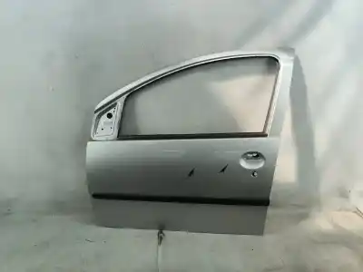 Piesă de schimb auto la mâna a doua usa din fata stânga pentru peugeot 107 1.0 cat (384f) referințe oem iam 