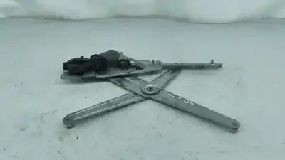 Автозапчастина б/у регулятор вікна передній лівий для renault twingo i (c06_) 1.2 (c066 c068) посилання на oem iam 8200052943  