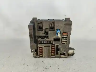 Second-hand car spare part Fuse Box Unit for RENAULT MEGANE II SEDÁN (LM0/1_) 1.5 dCi (LM0F LM0T LM2B) OEM IAM references 8200306552  