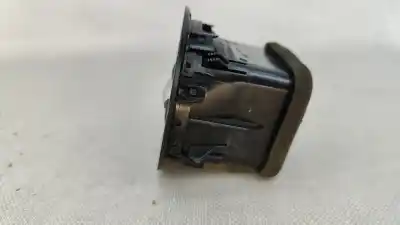 Автозапчастина б/у аераційна решіта для opel corsa d (s07) 1.3 cdti (l08 l68) посилання на oem iam 13203702  