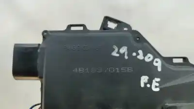 Second-hand car spare part left front door lock for audi a6 (4b2, c5) 142 h/390 gasóleo 2000 5p oem iam references 4b1837015b  