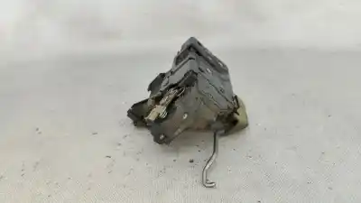 Second-hand car spare part left front door lock for audi a6 (4b2, c5) 142 h/390 gasóleo 2000 5p oem iam references 4b1837015b  