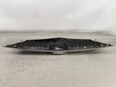 Second-hand car spare part front grille for mazda 2 (dy) 1.2 oem iam references 3m718200  