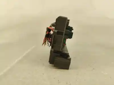 Second-hand car spare part fuse box unit for bmw 1 (e87) 118 d oem iam references 9119445  