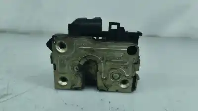 Автозапчастина б/у замок передніх дверей лівий для renault clio ii fase i (b/cb0) (1998->) 1.9 d (b/cb0e) посилання на oem iam   