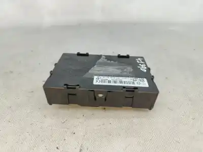 Second-hand car spare part fuse box unit for renault clio iii (br0/1, cr0/1) 1.2 16v (br02 br0j br11 cr02 cr0j cr11) oem iam references 8200343734  