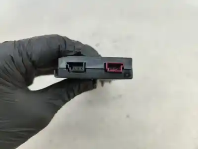 Peça sobressalente para automóvel em segunda mão módulo eletrónico antena por bmw 1 (e87) 118 d referências oem iam 65206958900  
