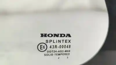 Peça sobressalente para automóvel em segunda mão vidro da porta traseira esquerda por honda civic vii hatchback (eu, ep, ev) 1.4 is (ep1 eu5 eu7) referências oem iam 43r00048   Peça sobressalente para automóvel em segunda mão vidro da porta traseira esquerda por honda civic vii hatchback (eu, ep, ev) 1.4 is (ep1 eu5 eu7) referências oem iam 43r00048