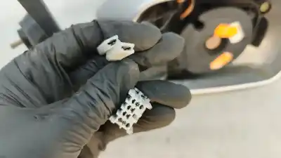 Автозапчасти б/у задний вид справа за honda civic vii hatchback (eu, ep, ev) 1.4 is (ep1 eu5 eu7) ссылки oem iam e1010672   Автозапчасти б/у задний вид справа за honda civic vii hatchback (eu, ep, ev) 1.4 is (ep1 eu5 eu7) ссылки oem iam e1010672