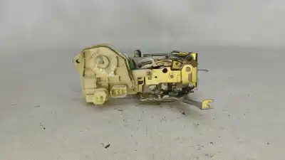 İkinci el araba yedek parçası sag ön kapi kilidi için honda civic vii hatchback (eu, ep, ev) 1.4 is (ep1 eu5 eu7) oem iam referansları  İkinci el araba yedek parçası sag ön kapi kilidi için honda civic vii hatchback (eu, ep, ev) 1.4 is (ep1 eu5 eu7) oem iam referansları