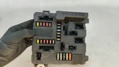 Pezzo di ricambio per auto di seconda mano scatola relè/fusibili per renault scénic ii (jm0/1_) 1.4 (jm0b jm0h jm1a) riferimenti oem iam 8200306033c   Pezzo di ricambio per auto di seconda mano scatola relè/fusibili per renault scénic ii (jm0/1_) 1.4 (jm0b jm0h jm1a) riferimenti oem iam 8200306033c