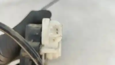 Second-hand car spare part trunk lock for mazda 2 (dy) 1.2 oem iam references   