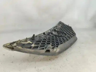 Second-hand car spare part front grille for mazda 2 (dy) 1.2 oem iam references 3m718200  