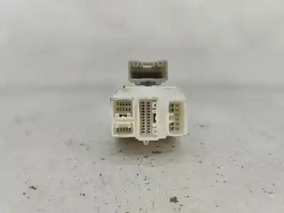 Peça sobressalente para automóvel em segunda mão caixa de fusíveis e relés por mitsubishi colt vi (z3_a, z2_a) 1.5 di-d (z39a) referências oem iam mn108928  