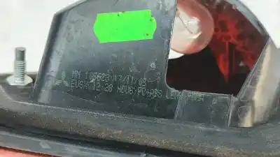 Автозапчастина б/у лівий задній ліхар в дверях для mitsubishi colt vi (z3_a, z2_a) 1.5 di-d (z39a) посилання на oem iam mn105623  