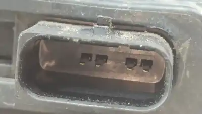 Pezzo di ricambio per auto di seconda mano serratura porta anteriore destra per iveco daily vi furgón 33s14. 35s14. 35c14 riferimenti oem iam 5801529304c  