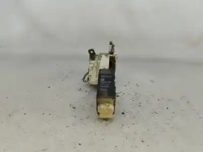 Piesă de schimb auto la mâna a doua încuietoare ușa din dreapta fațã pentru opel corsa b (s93) 1.4 i 16v (f08 f68 m68) referințe oem iam 90452382  