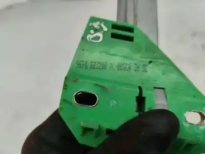İkinci el araba yedek parçası ön sag pencere regülatörü için ford fiesta iv (ja_, jb_) 1.25 i 16v gasolina 1998 5p oem iam referansları 0130821683  