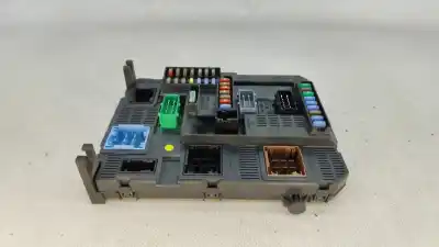 Pièce détachée automobile d'occasion Boîtes à Fusibles pour PEUGEOT 208 I (CA_, CC_) 1.4 HDi Références OEM IAM 9807532080  