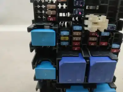 Автозапчасти б/у блок реле/предохранителей за dacia logan iii 1.0 tce 90 ссылки oem iam   