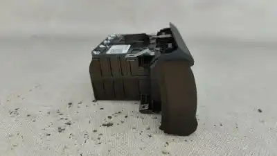 Автозапчасти б/у аэрационная решетка за dacia logan iii 1.0 tce 90 ссылки oem iam 687613010r  