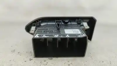 Автозапчасти б/у аэрационная решетка за dacia logan iii 1.0 tce 90 ссылки oem iam 687613010r  