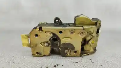 Peça sobressalente para automóvel em segunda mão fechadura da porta dianteira direita por ford focus i furgón/ranchera familiar (dnw) 1.8 tddi referências oem iam xs41a21812cf