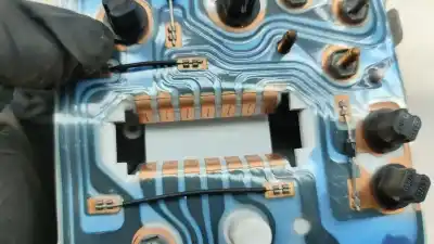 Peça sobressalente para automóvel em segunda mão quadrante por opel corsa a (1983->) 1.2 n referências oem iam 90388582  