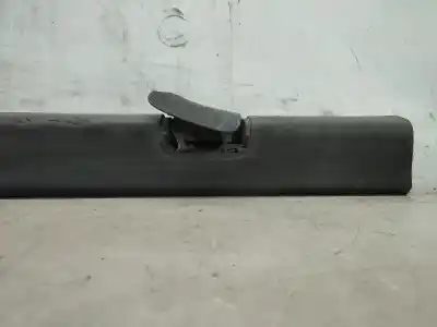 Peça sobressalente para automóvel em segunda mão embaladeira lado direito (corte) por opel corsa c (x01) 1.7 dti (f08 f68) referências oem iam 09165718   Peça sobressalente para automóvel em segunda mão embaladeira lado direito (corte) por opel corsa c (x01) 1.7 dti (f08 f68) referências oem iam 09165718