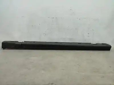 Автозапчастина б/у права бічна сподница (виріз) для OPEL CORSA C 1.3 16V CDTI CAT (Z 13 DT / LN9) Посилання на OEM IAM 09165718  