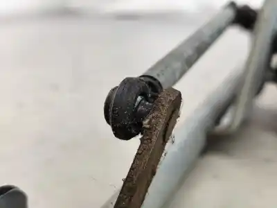 Pièce détachée automobile d'occasion moteur d'essuie-glace avant pour opel corsa b (s93) 1.2 i (f08 f68 m68) références oem iam 22084745  