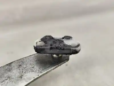 İkinci el araba yedek parçası ön sol pencere regülatörü için opel corsa b (s93) 1.0 i 12v (f08. f68. m68) oem iam referansları 90520187  