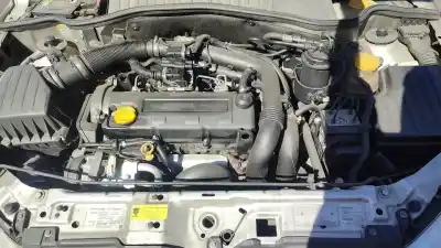 Pezzo di ricambio per auto di seconda mano Motore Completo per OPEL CORSA C (X01) 1.7 DTI (F08 F68) Riferimenti OEM IAM Y17DT   Pezzo di ricambio per auto di seconda mano Motore Completo per OPEL CORSA C (X01) 1.7 DTI (F08 F68) Riferimenti OEM IAM Y17DT